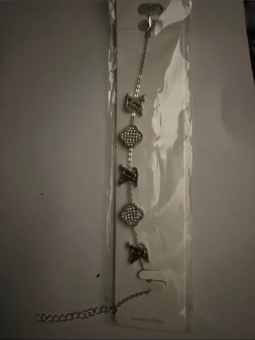 Fashion jewelry￼ logo has